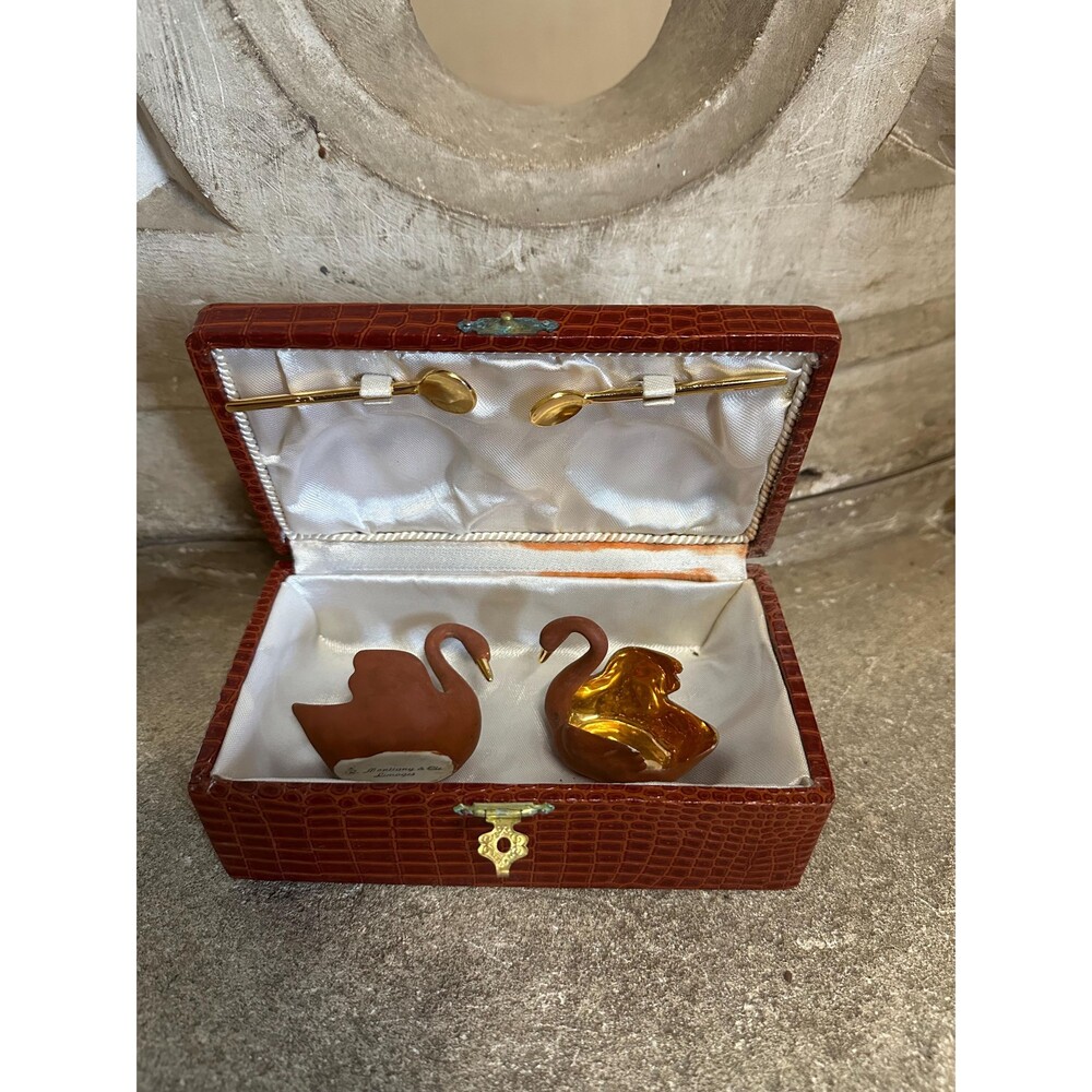 Vintage elegant French Limoges a pair of swans porcelain salt and pepper shakers